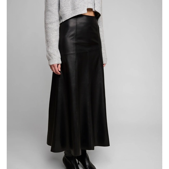 Pixie Market Black Faux Leather Maxi Skirt - Picture 4 of 8
